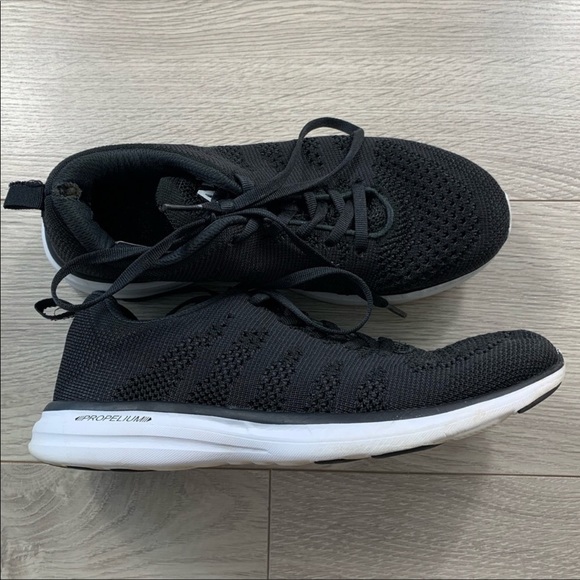 *SOLD* APL x LuluLemon TechLoom Pro Black Running Training Sneaker Shoes - Picture 1 of 6